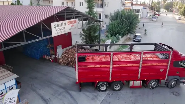Alata'daki depomuz ve teslimat kamyonumuz